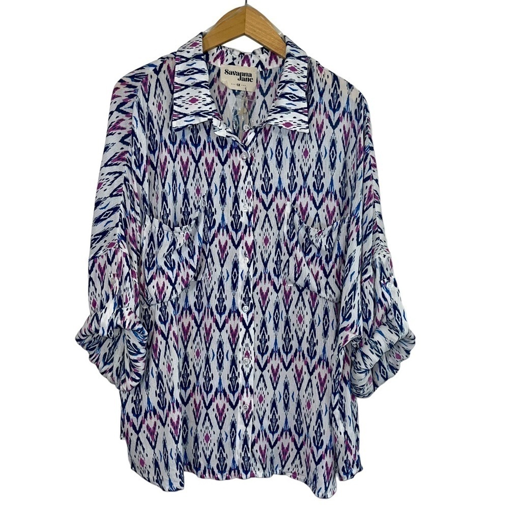 Savana Jane Button Down Woman’s Blouse Size 1X Roll Tab Sleeve Boxy New Aztec